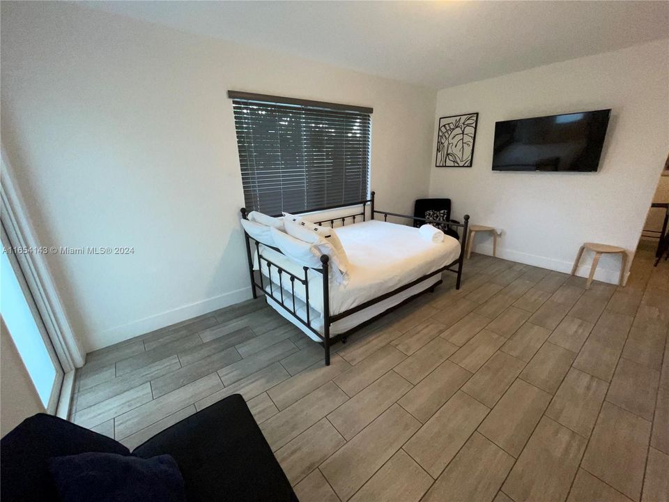 For Sale: $2,000,000 (0 beds, 0 baths, 1378 Square Feet)