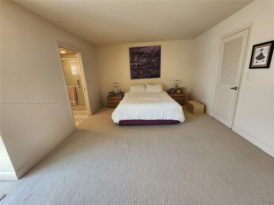 Recently Sold: $500,000 (2 beds, 2 baths, 1798 Square Feet)