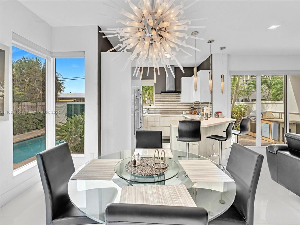 Recently Sold: $1,199,000 (3 beds, 3 baths, 2352 Square Feet)