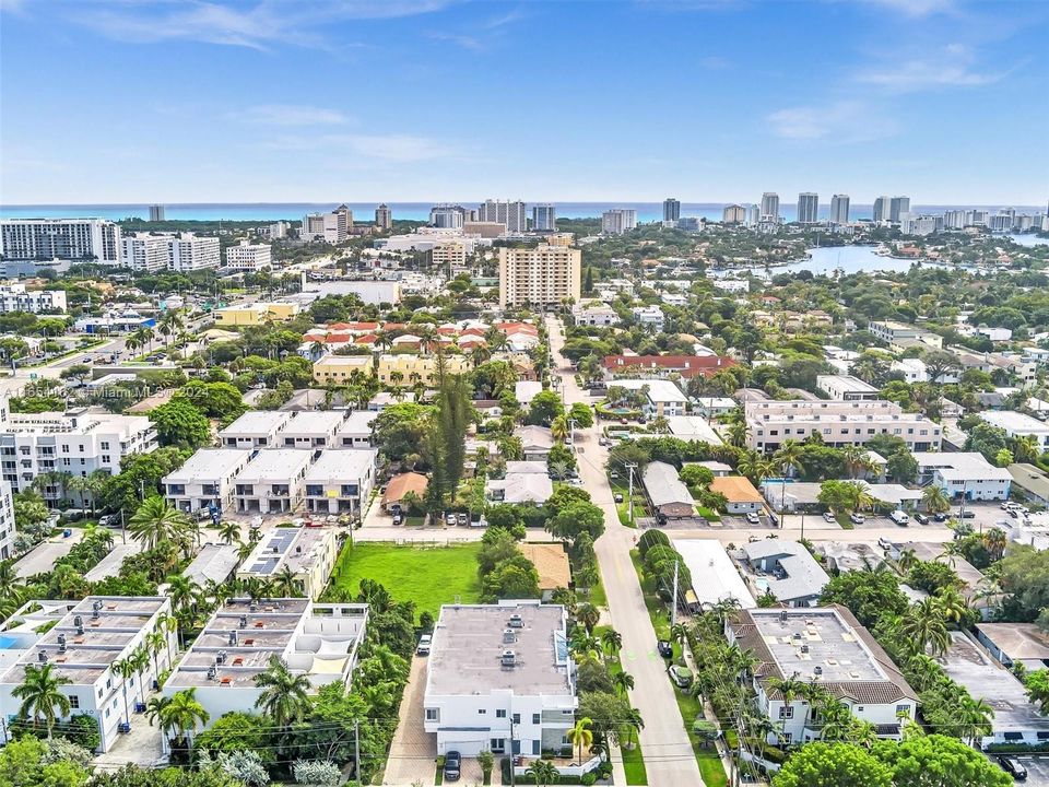 Recently Sold: $1,199,000 (3 beds, 3 baths, 2352 Square Feet)