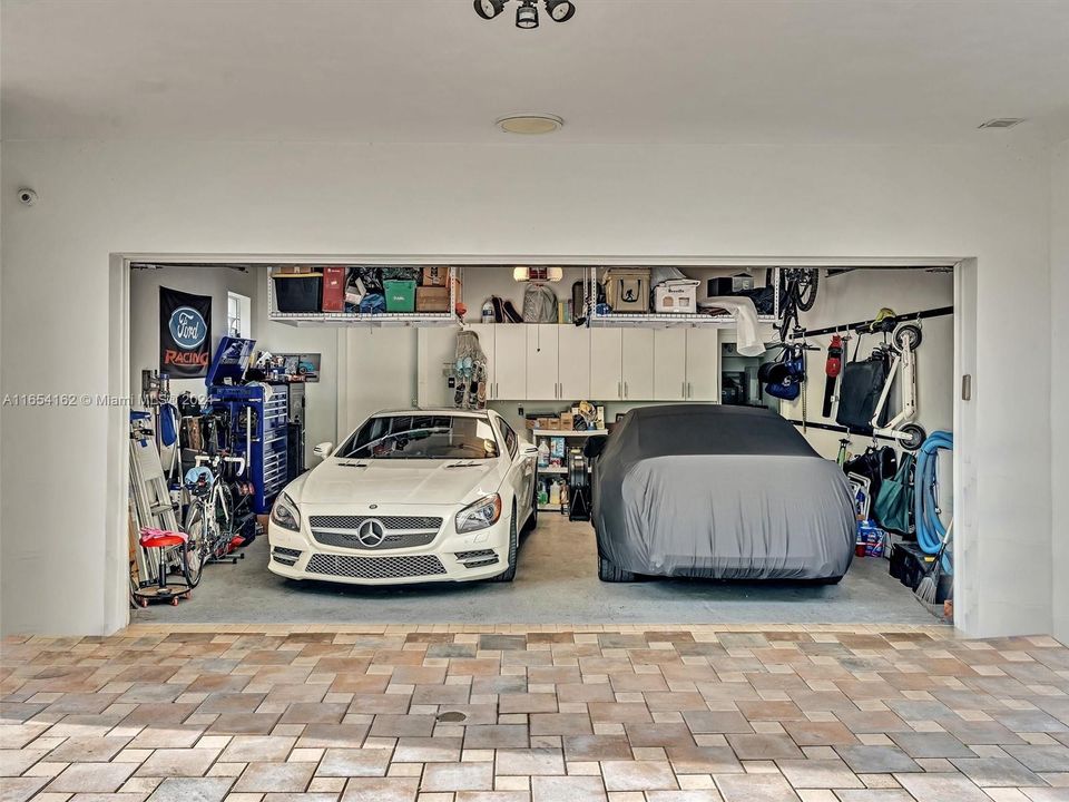 Recently Sold: $1,199,000 (3 beds, 3 baths, 2352 Square Feet)