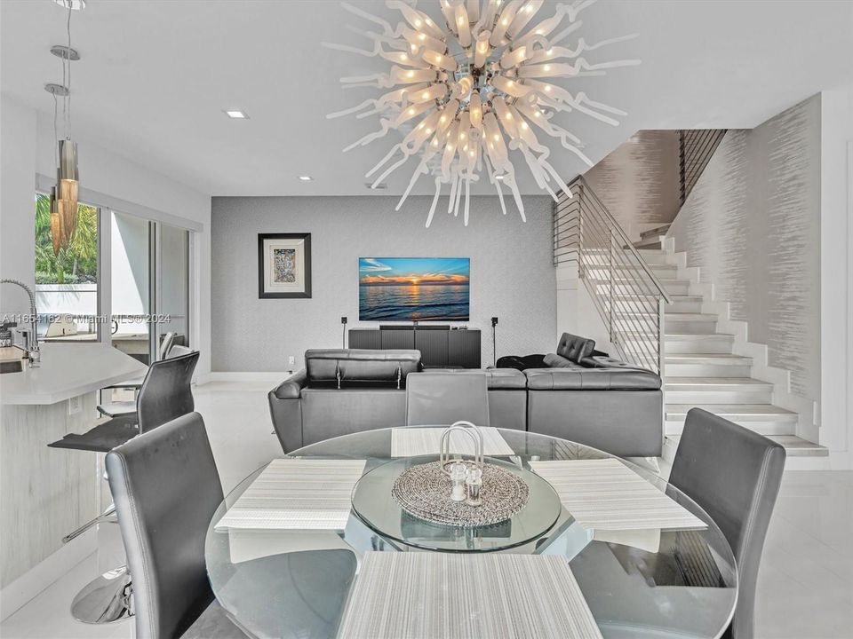 Recently Sold: $1,199,000 (3 beds, 3 baths, 2352 Square Feet)