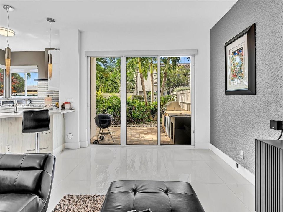 Recently Sold: $1,199,000 (3 beds, 3 baths, 2352 Square Feet)