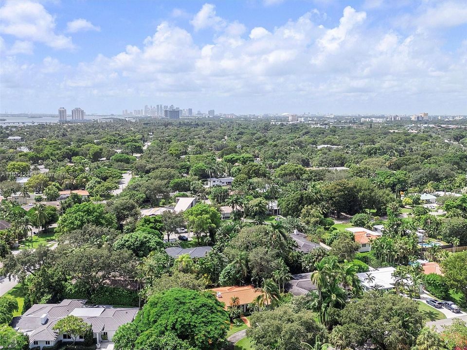 For Sale: $1,799,000 (3 beds, 3 baths, 2372 Square Feet)