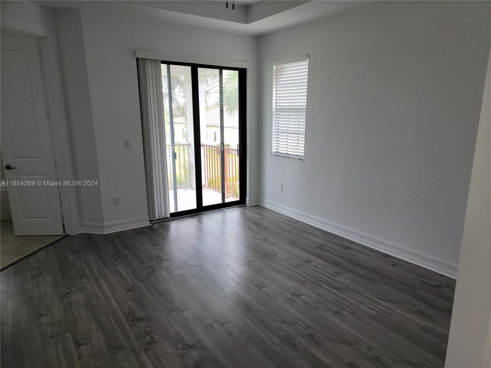 For Rent: $3,950 (3 beds, 2 baths, 2246 Square Feet)