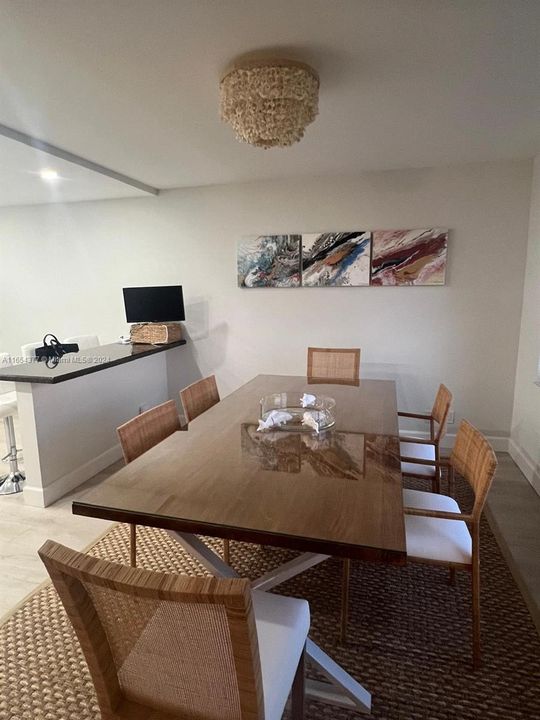 Active With Contract: $5,500 (2 beds, 2 baths, 1700 Square Feet)