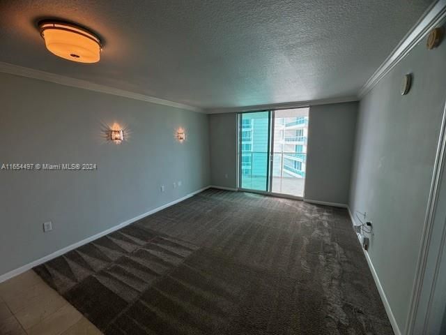 For Sale: $549,999 (1 beds, 1 baths, 791 Square Feet)