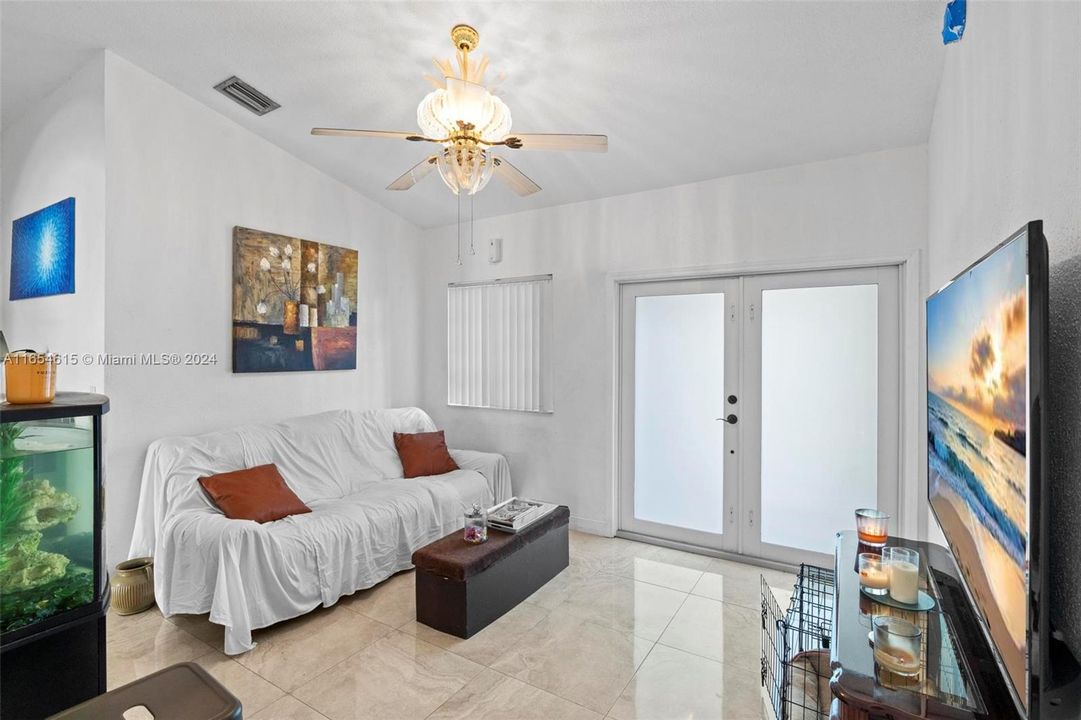 For Sale: $649,000 (4 beds, 2 baths, 1482 Square Feet)