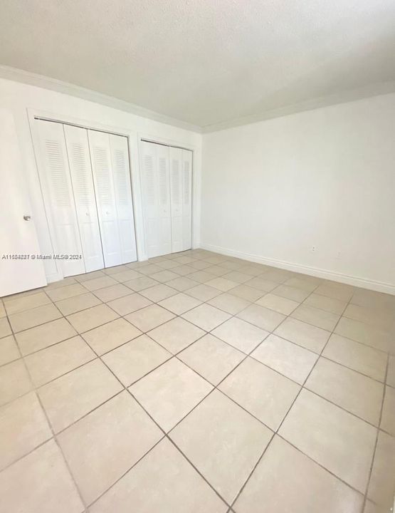 Recientemente alquilado: $2,100 (2 camas, 1 baños, 980 Pies cuadrados)