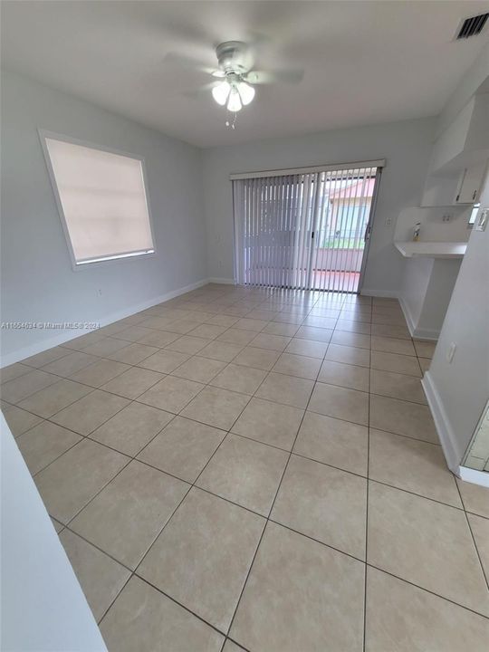 Recently Rented: $3,350 (3 beds, 2 baths, 1124 Square Feet)