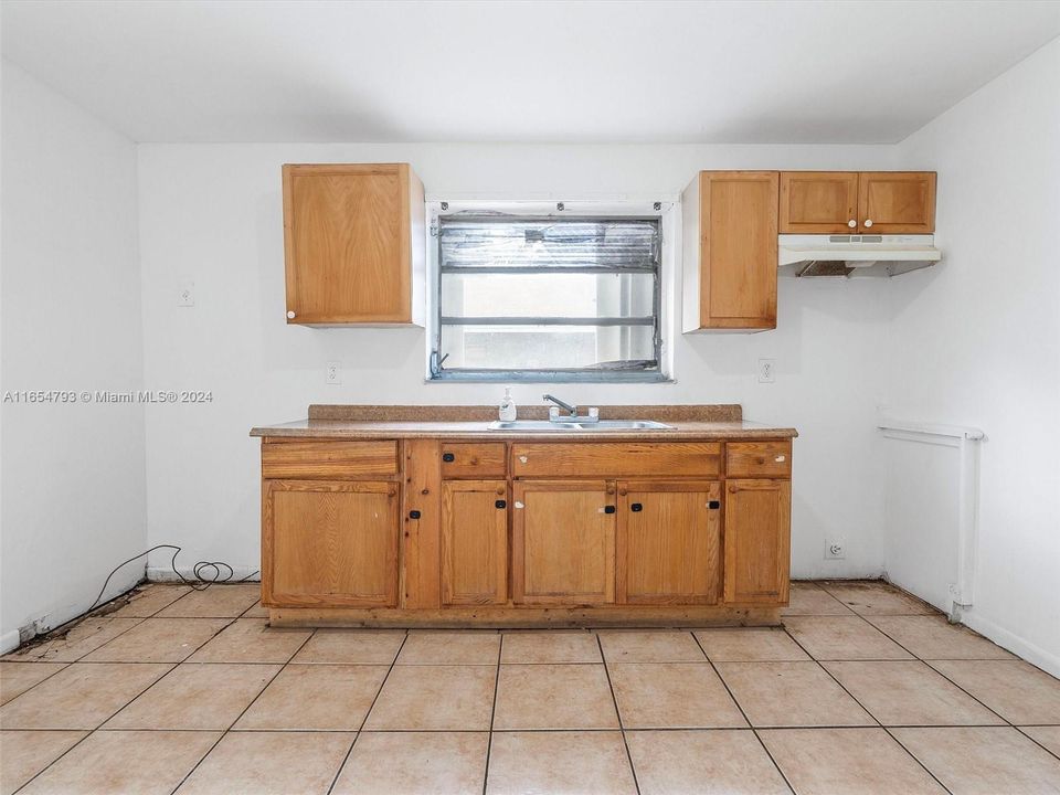 For Sale: $590,000 (0 beds, 0 baths, 2261 Square Feet)