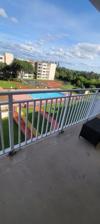 Activo con contrato: $164,900 (1 camas, 1 baños, 989 Pies cuadrados)