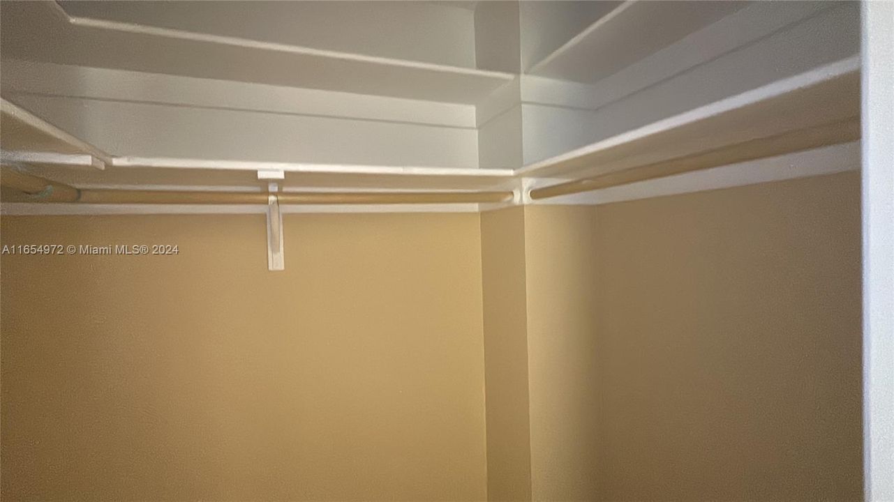 Walk-in closet