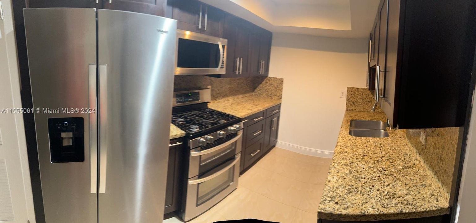 For Sale: $340,000 (3 beds, 2 baths, 1417 Square Feet)