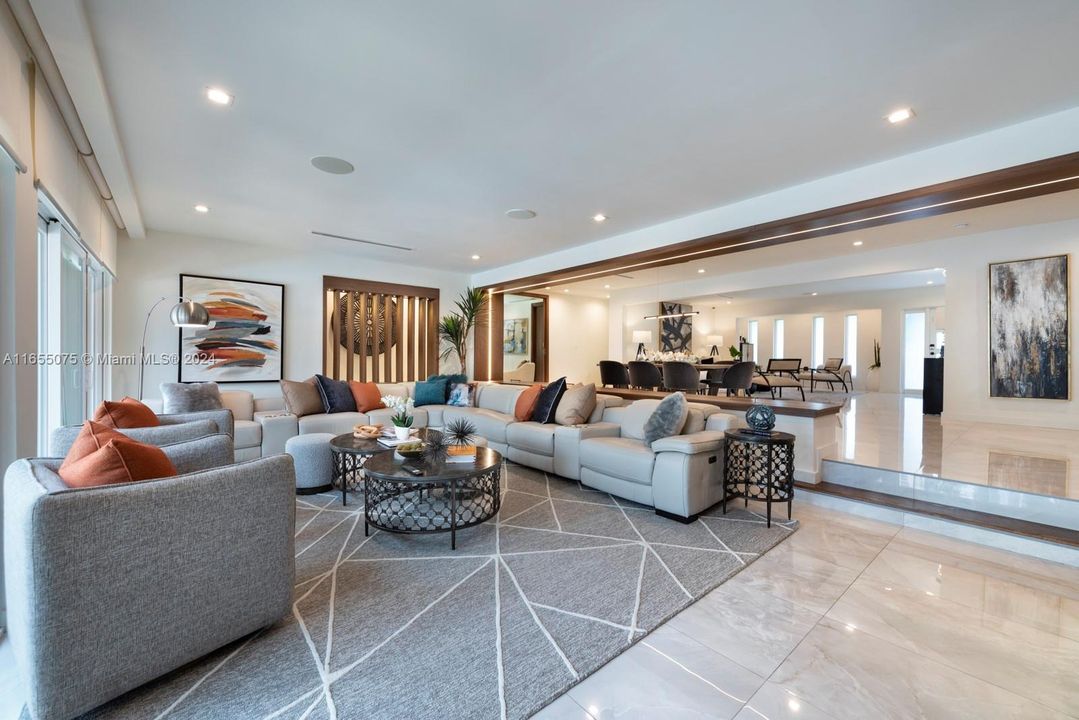 For Sale: $3,850,000 (4 beds, 3 baths, 2728 Square Feet)