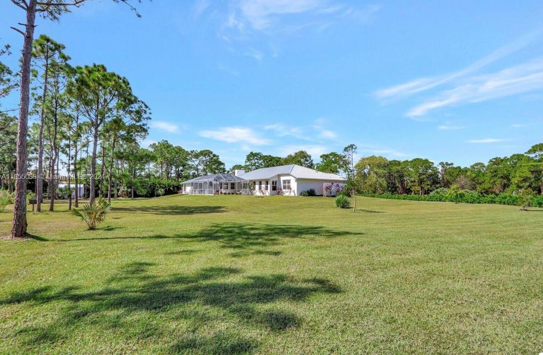 For Sale: $1,772,000 (4 beds, 3 baths, 2965 Square Feet)