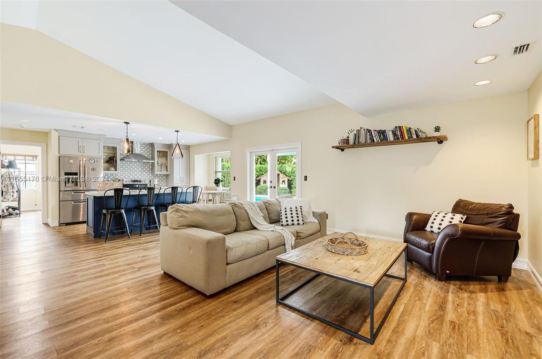 Active With Contract: $734,000 (4 beds, 2 baths, 1734 Square Feet)