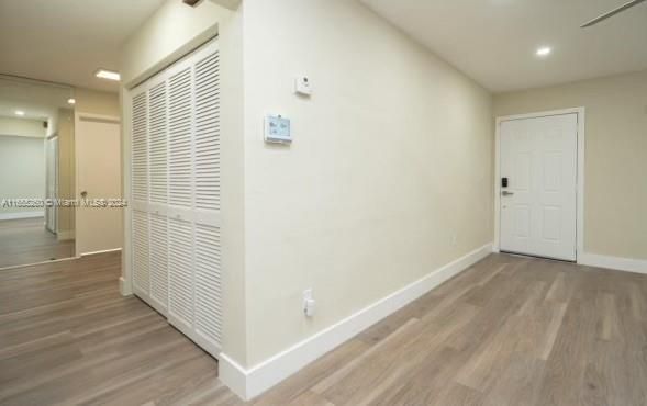 Active With Contract: $3,200 (3 beds, 2 baths, 1096 Square Feet)