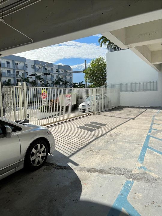 En Venta: $530,000 (2 camas, 2 baños, 1120 Pies cuadrados)