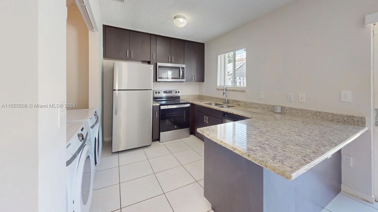 Active With Contract: $3,300 (3 beds, 2 baths, 1779 Square Feet)