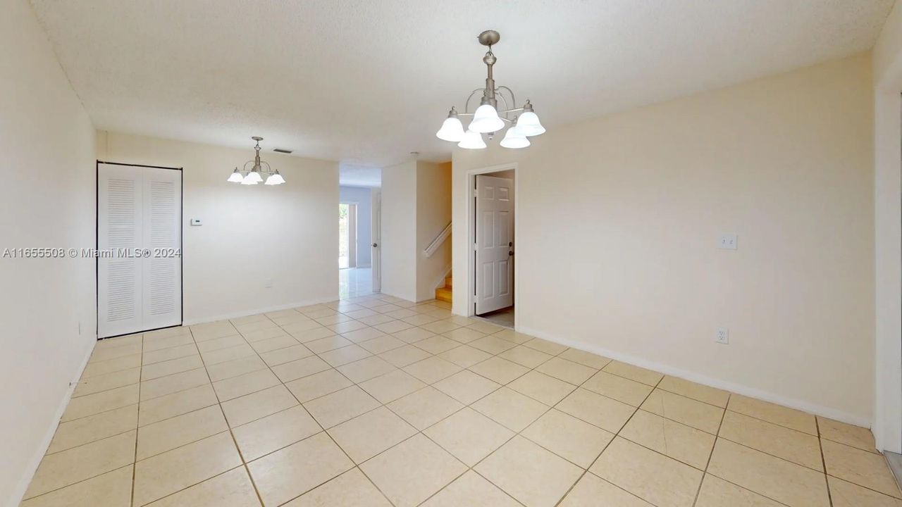 Active With Contract: $3,300 (3 beds, 2 baths, 1779 Square Feet)