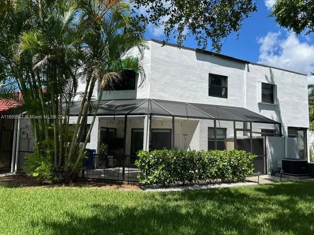 Recently Sold: $399,999 (2 beds, 1 baths, 1430 Square Feet)
