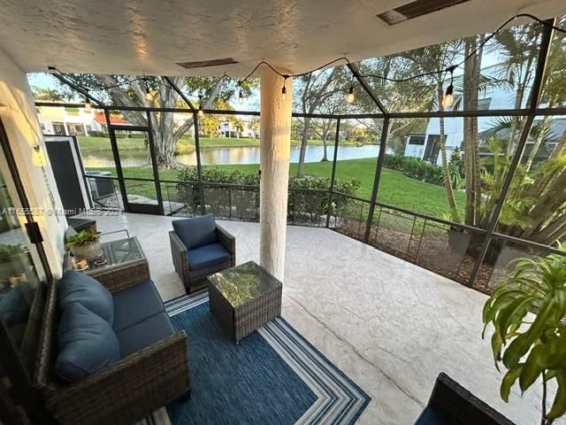 Recently Sold: $399,999 (2 beds, 1 baths, 1430 Square Feet)