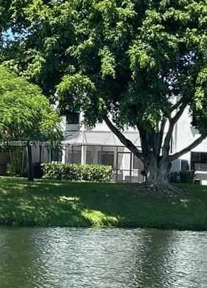 Recently Sold: $399,999 (2 beds, 1 baths, 1430 Square Feet)