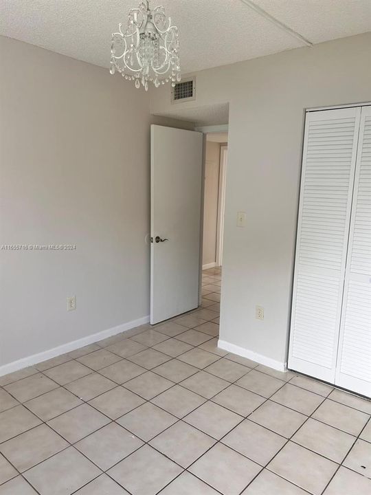 For Rent: $2,250 (2 beds, 2 baths, 820 Square Feet)