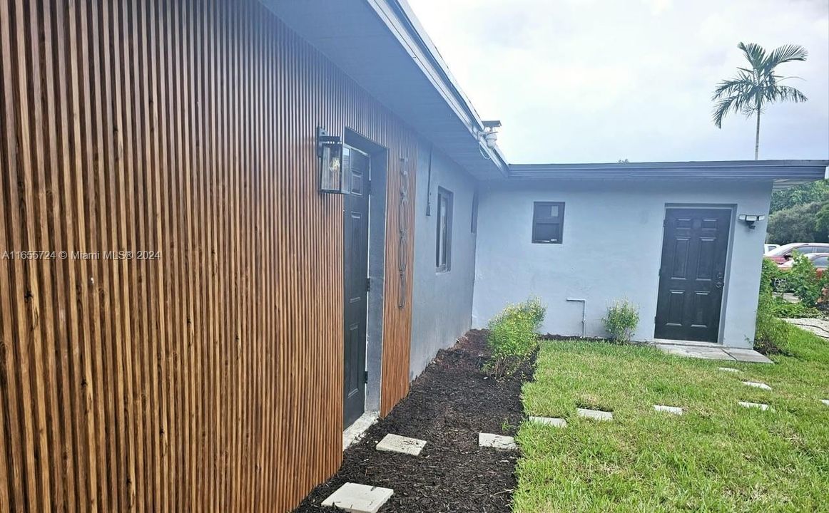 En Venta: $479,999 (4 camas, 3 baños, 1155 Pies cuadrados)