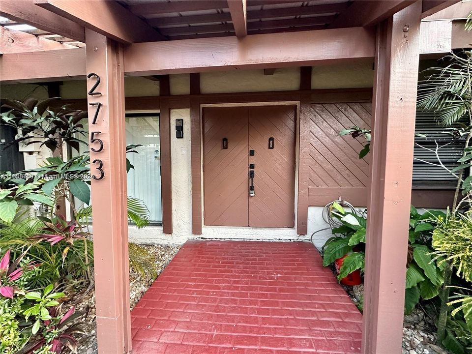 For Rent: $3,950 (2 beds, 2 baths, 1680 Square Feet)