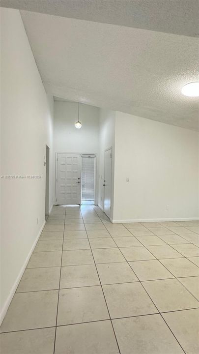 Active With Contract: $3,600 (4 beds, 2 baths, 2283 Square Feet)