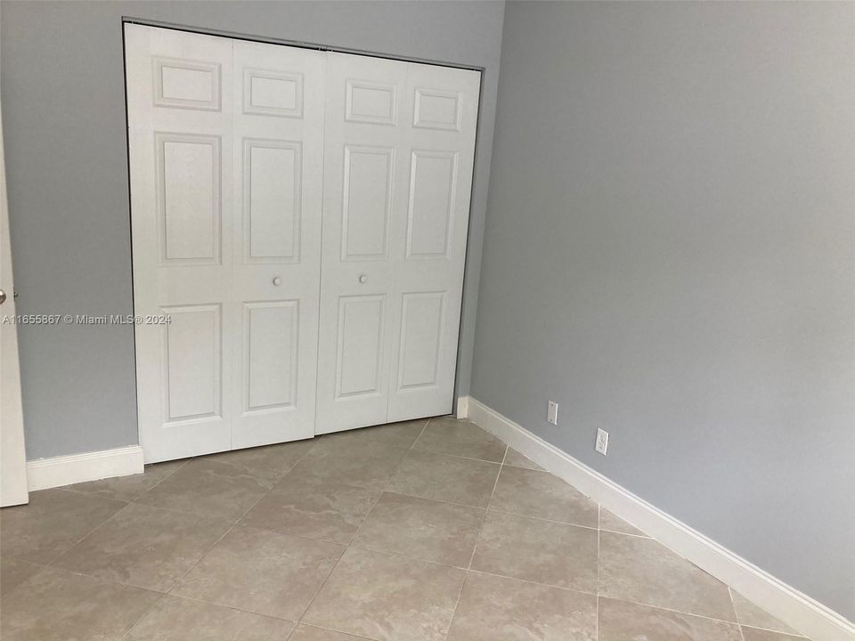 For Rent: $2,000 (2 beds, 2 baths, 820 Square Feet)