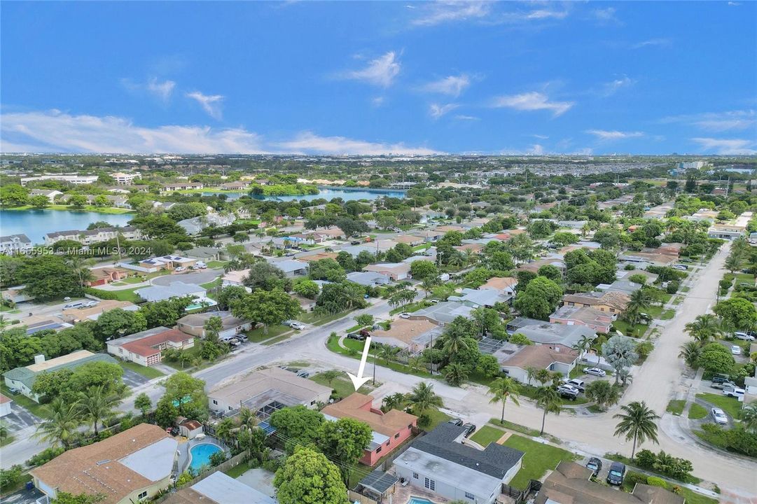 For Sale: $475,000 (3 beds, 2 baths, 1758 Square Feet)