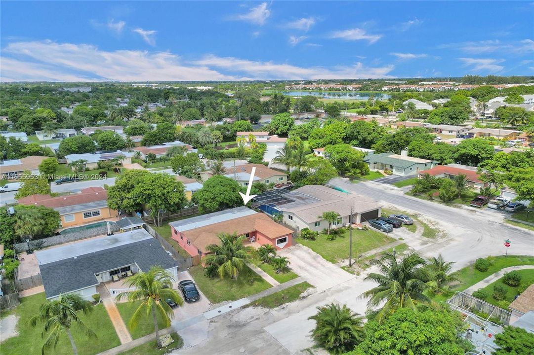 For Sale: $475,000 (3 beds, 2 baths, 1758 Square Feet)