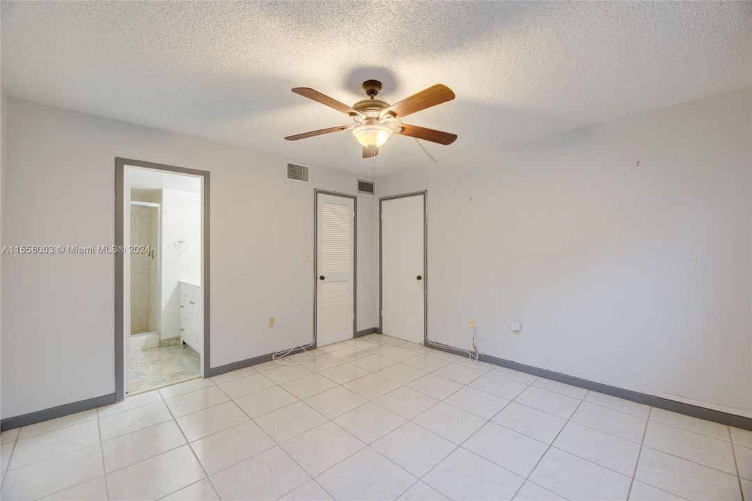 For Sale: $155,000 (2 beds, 2 baths, 850 Square Feet)