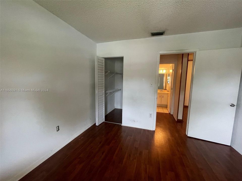 For Rent: $1,600 (2 beds, 2 baths, 770 Square Feet)