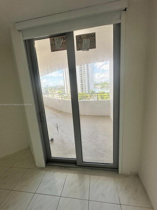 En Venta: $525,000 (2 camas, 2 baños, 1064 Pies cuadrados)