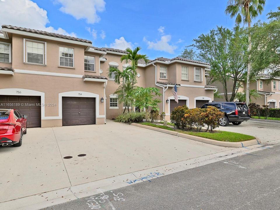 For Sale: $484,900 (3 beds, 2 baths, 1690 Square Feet)