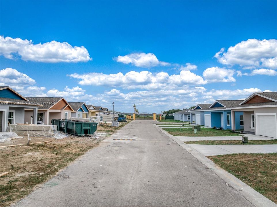 For Sale: $219,000 (3 beds, 2 baths, 1330 Square Feet)