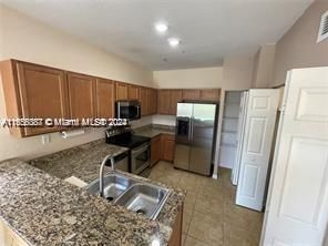 Recently Rented: $2,480 (2 beds, 2 baths, 1123 Square Feet)