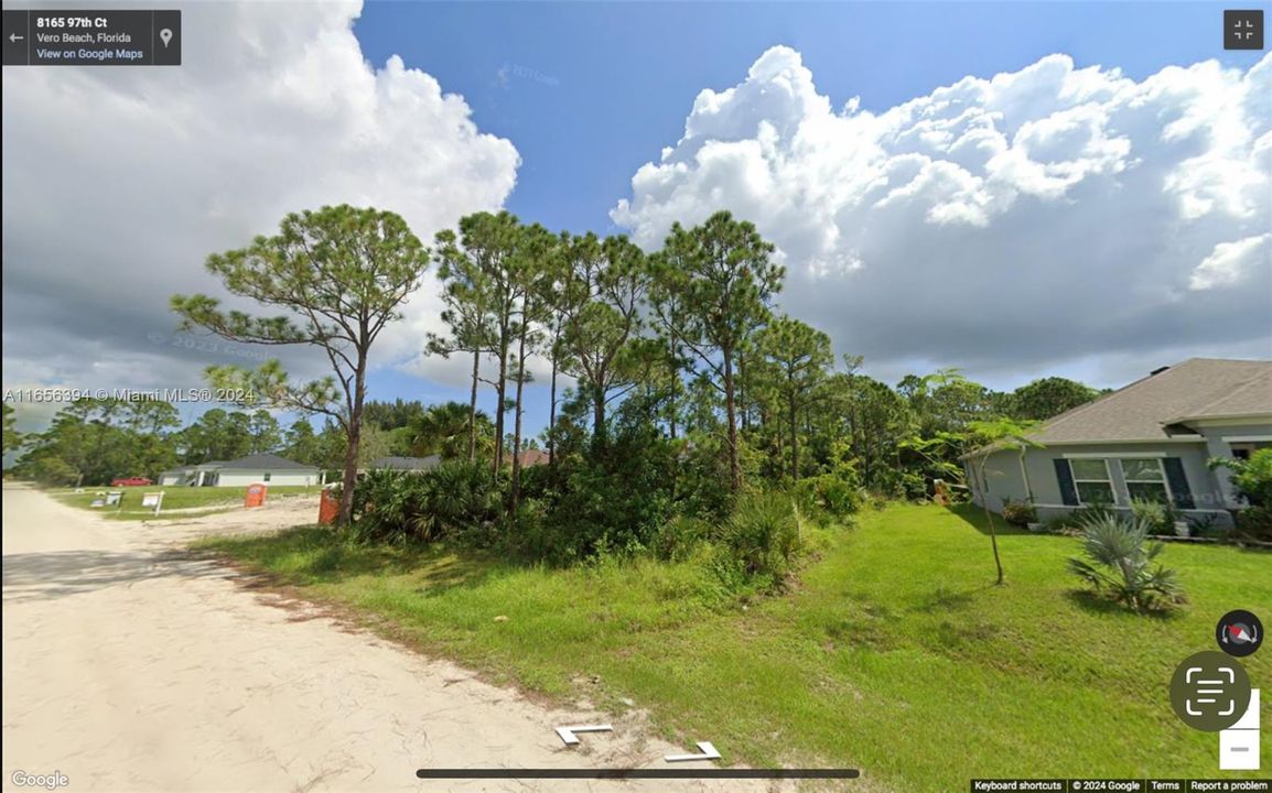 En Venta: $48,500 (0.22 acres)