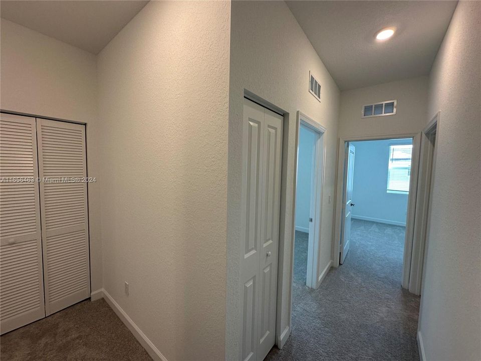 For Rent: $2,400 (3 beds, 2 baths, 1635 Square Feet)