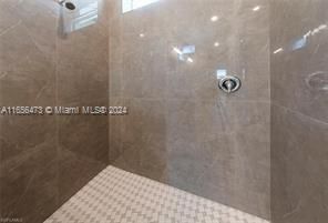 4639 Flamingo Dr, Naples FL 34104