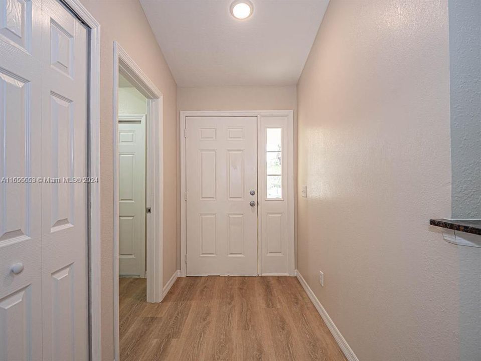 For Rent: $2,499 (3 beds, 2 baths, 1458 Square Feet)