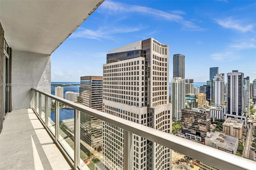 Recently Sold: $699,000 (2 beds, 2 baths, 1123 Square Feet)