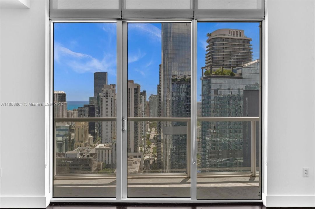 Recently Sold: $699,000 (2 beds, 2 baths, 1123 Square Feet)