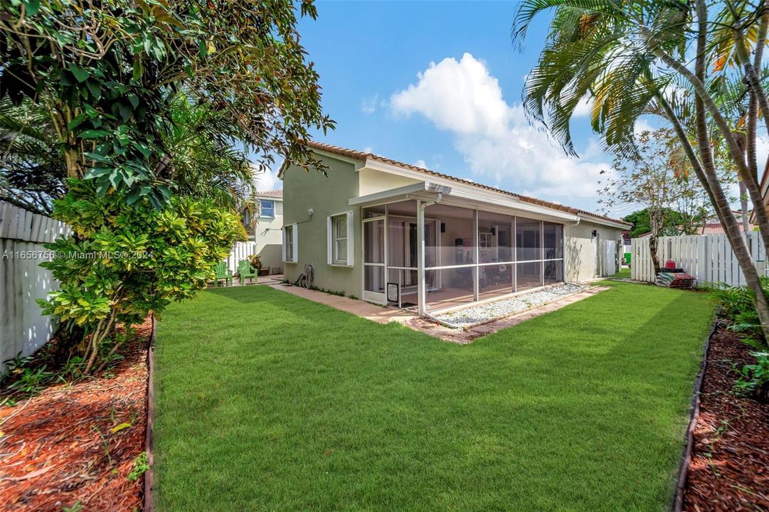 En Venta: $644,900 (3 camas, 2 baños, 1727 Pies cuadrados)