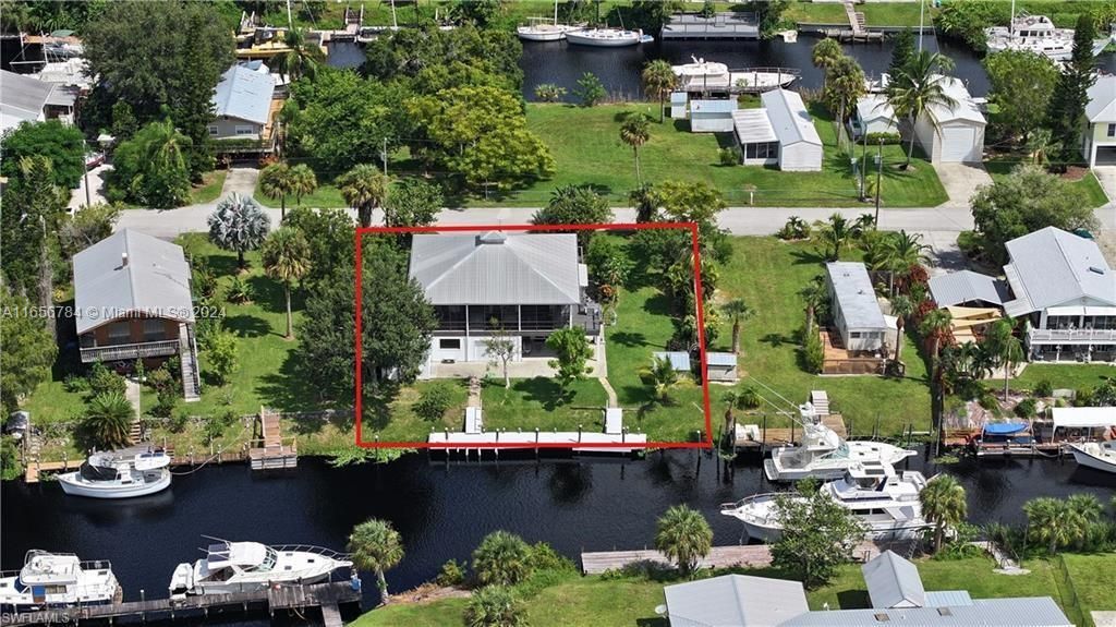 1102 Dolphin Lane, Moore Haven, FL 33471 in Turkey Creek (Ortona) on the Intercoastal