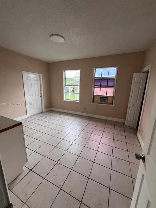 For Sale: $430,000 (0 beds, 0 baths, 1356 Square Feet)